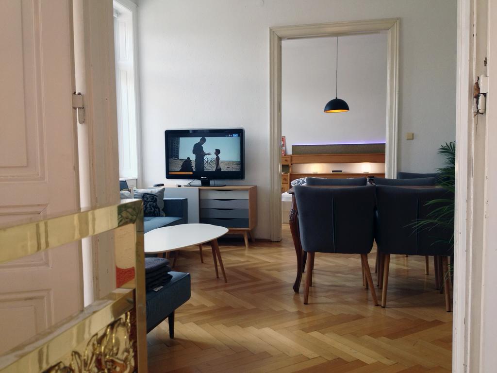 비엔나 Big Vintage Style Flat Near Schonbrunn 아파트 외부 사진